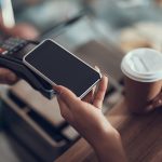 Ante el riesgo por COVID al usar efectivo crecen los pagos sin contacto