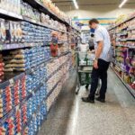 Supermercados crecen, mayoristas empatan